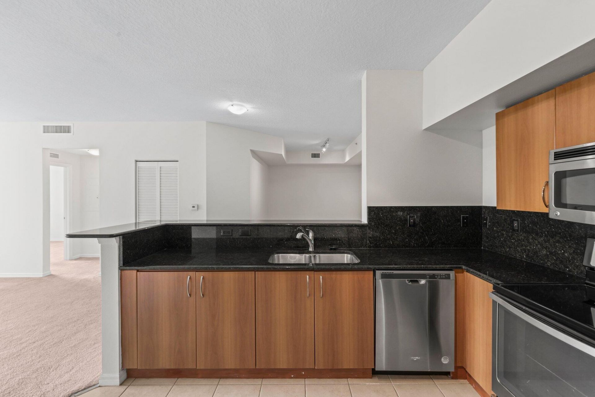 255 NE 3rd Avenue, Unit 2-407, Delray Beach, FL 33444 Photo