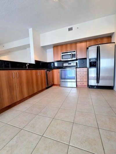 255 NE 3rd Avenue, Unit 2-407, Delray Beach, FL 33444 Photo