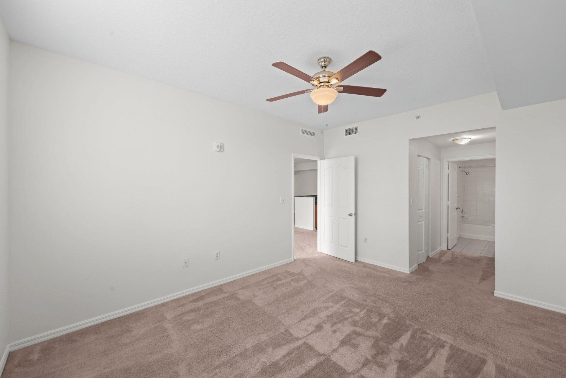 255 NE 3rd Avenue, Unit 2-407, Delray Beach, FL 33444 Photo