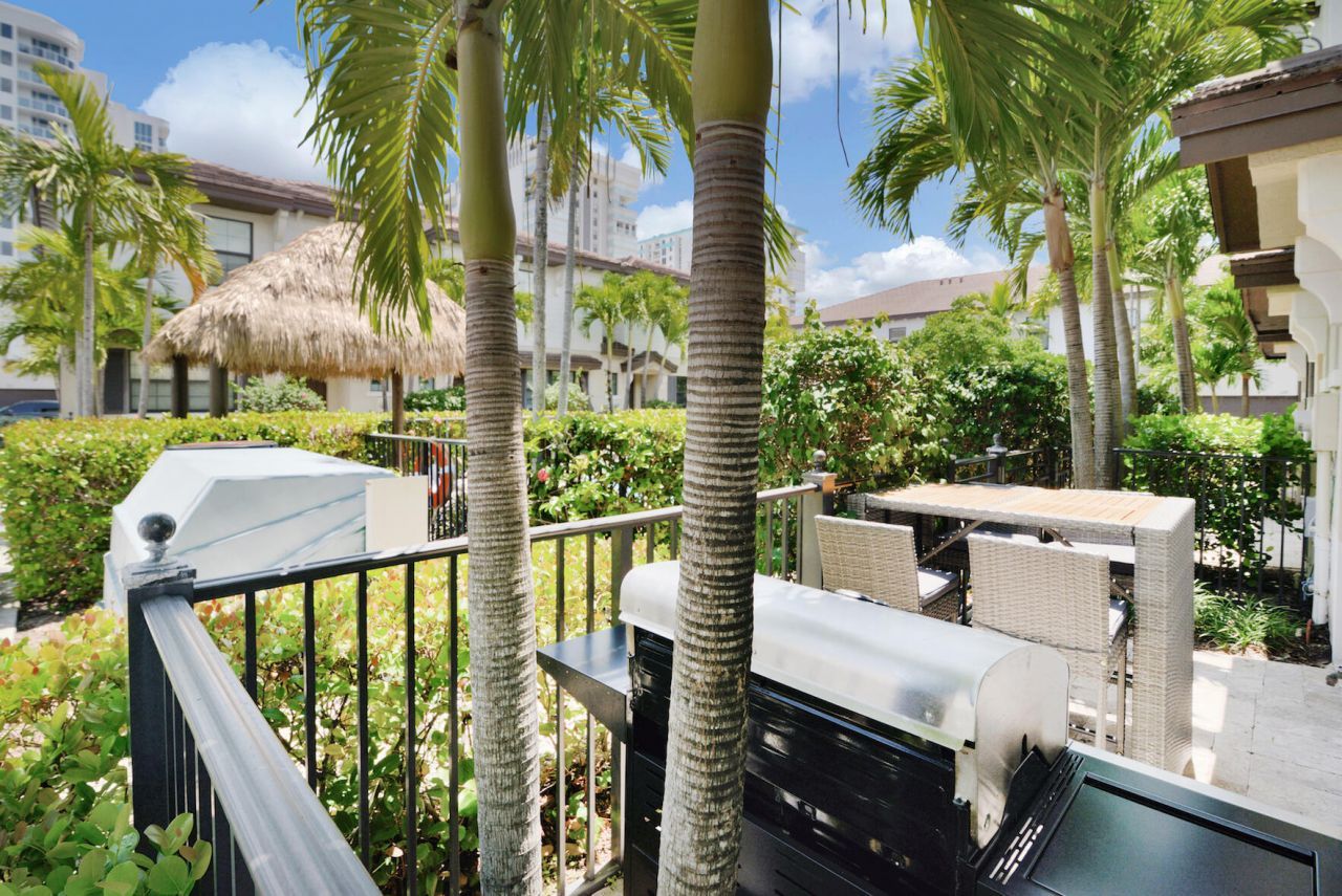 861 S Ocean Boulevard, Pompano Beach, FL 33062 Photo