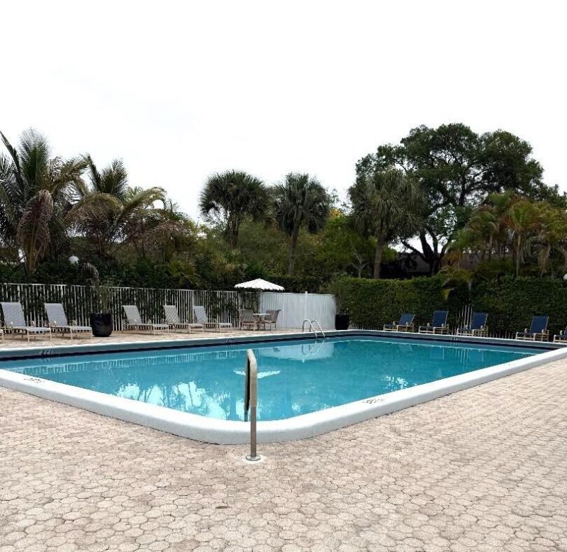 2720 S Oakland Forest Drive, Unit 1210, Oakland Park, FL 33309 Photo
