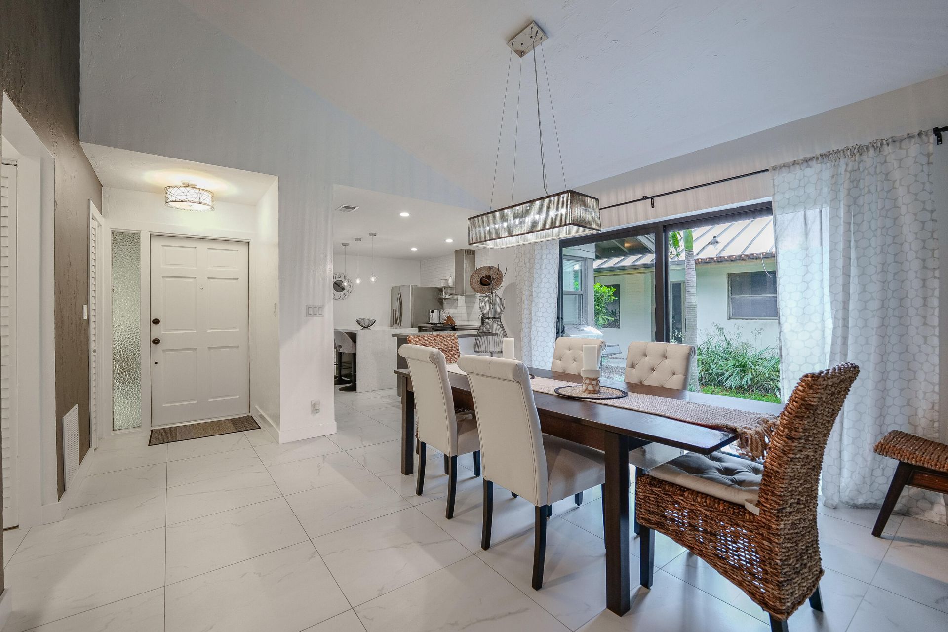 5533 Constant Spring Terrace, Unit 217, Lauderhill, FL 33319 Photo