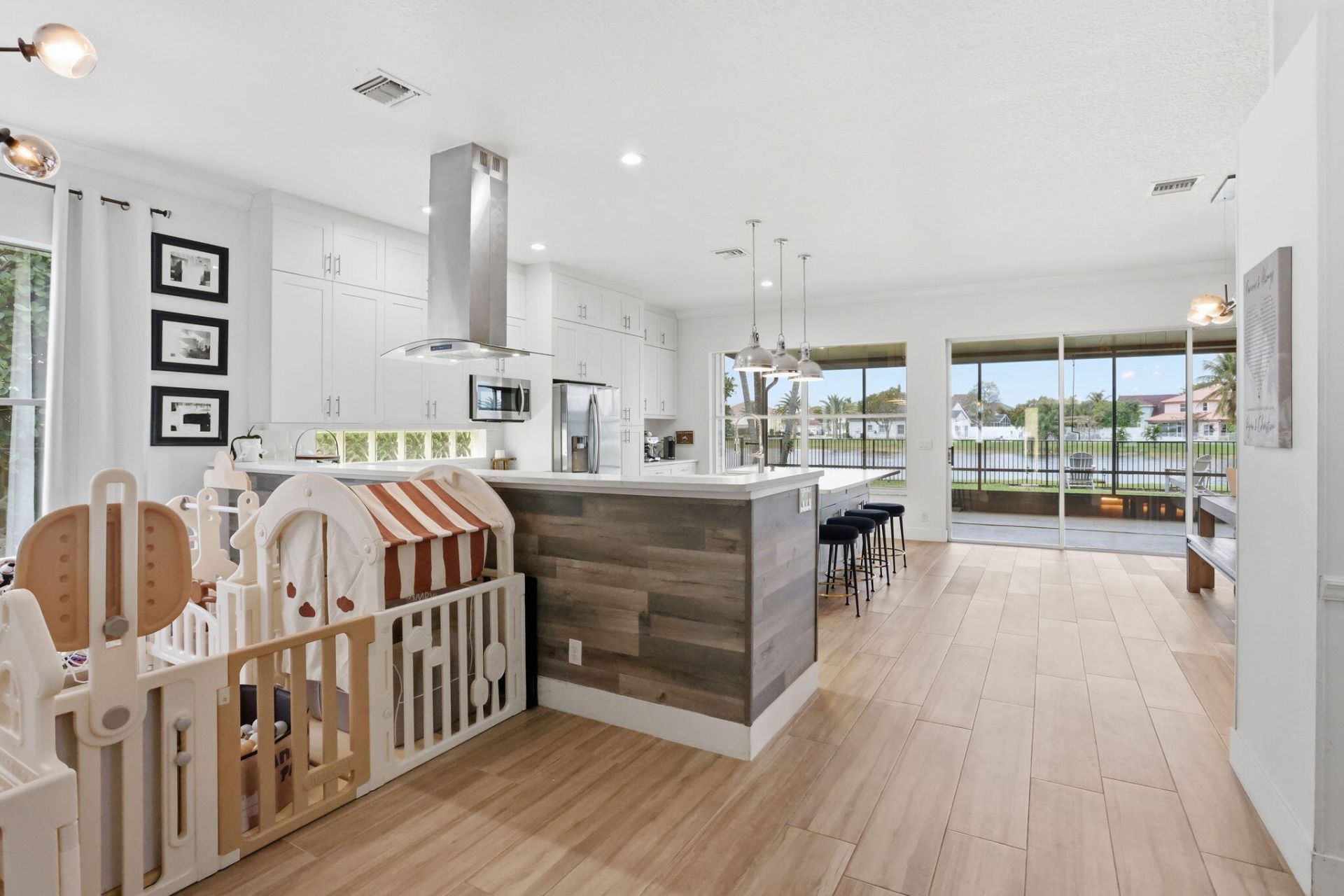 7121 Catalina Isle Drive, Lake Worth, FL 33467 Photo