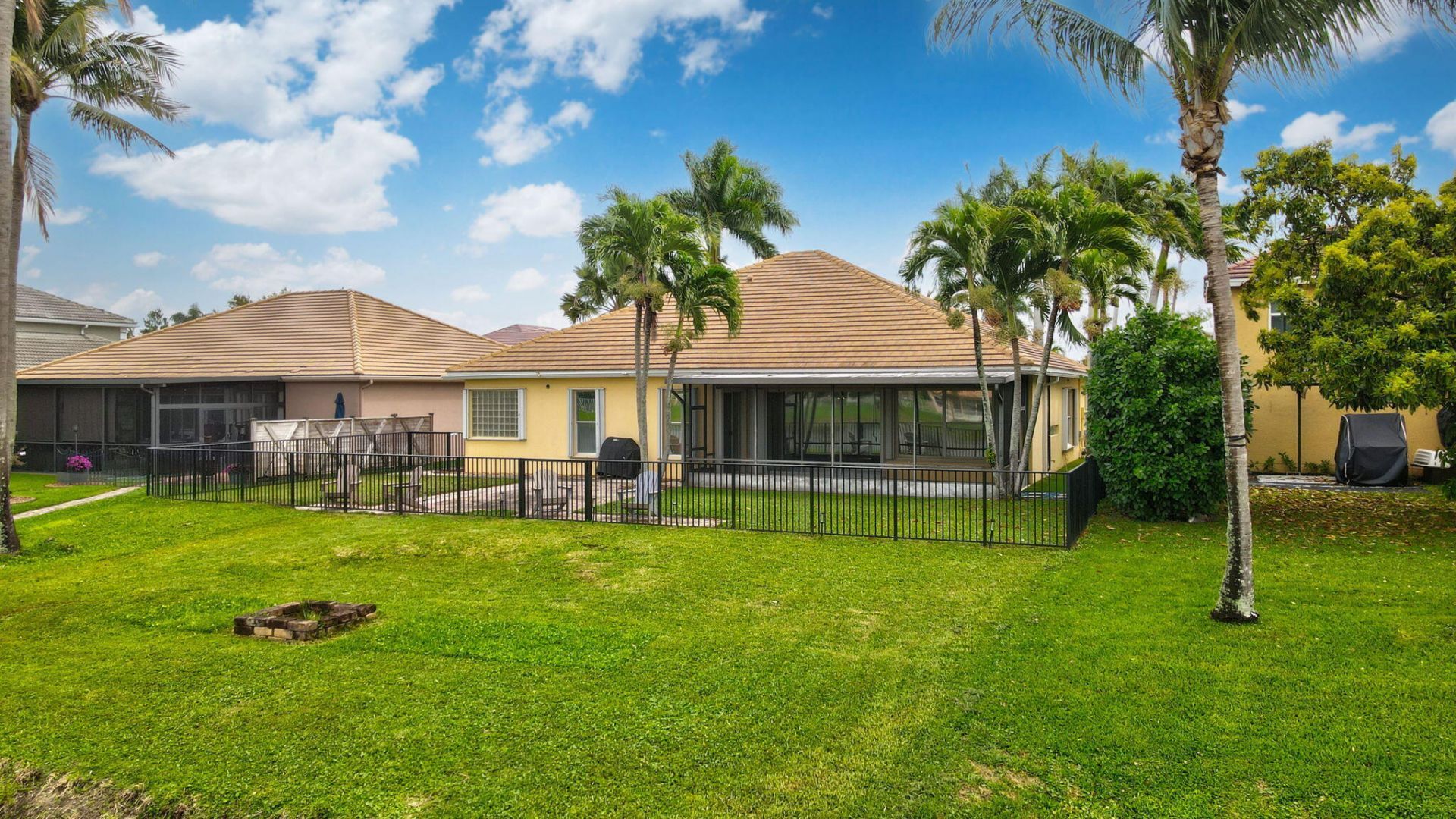 7121 Catalina Isle Drive, Lake Worth, FL 33467 Photo