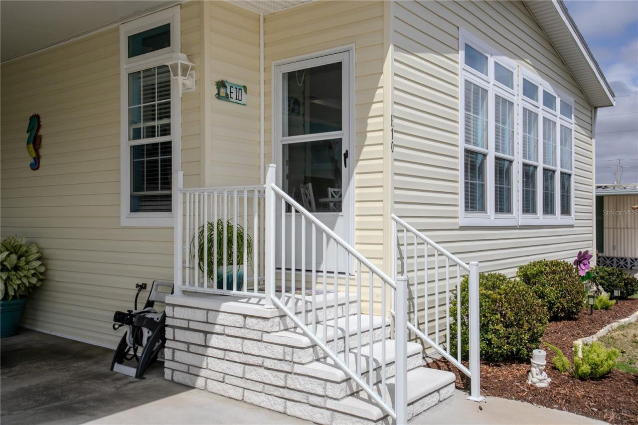 5316 53rd Avenue E, Unit E10, Bradenton, FL 34203 Photo