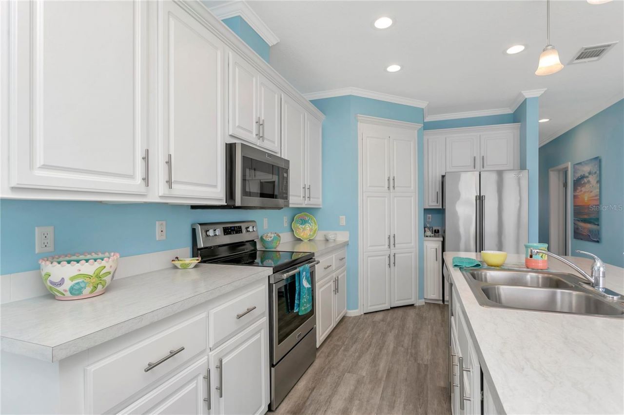 5316 53rd Avenue E, Unit E10, Bradenton, FL 34203 Photo