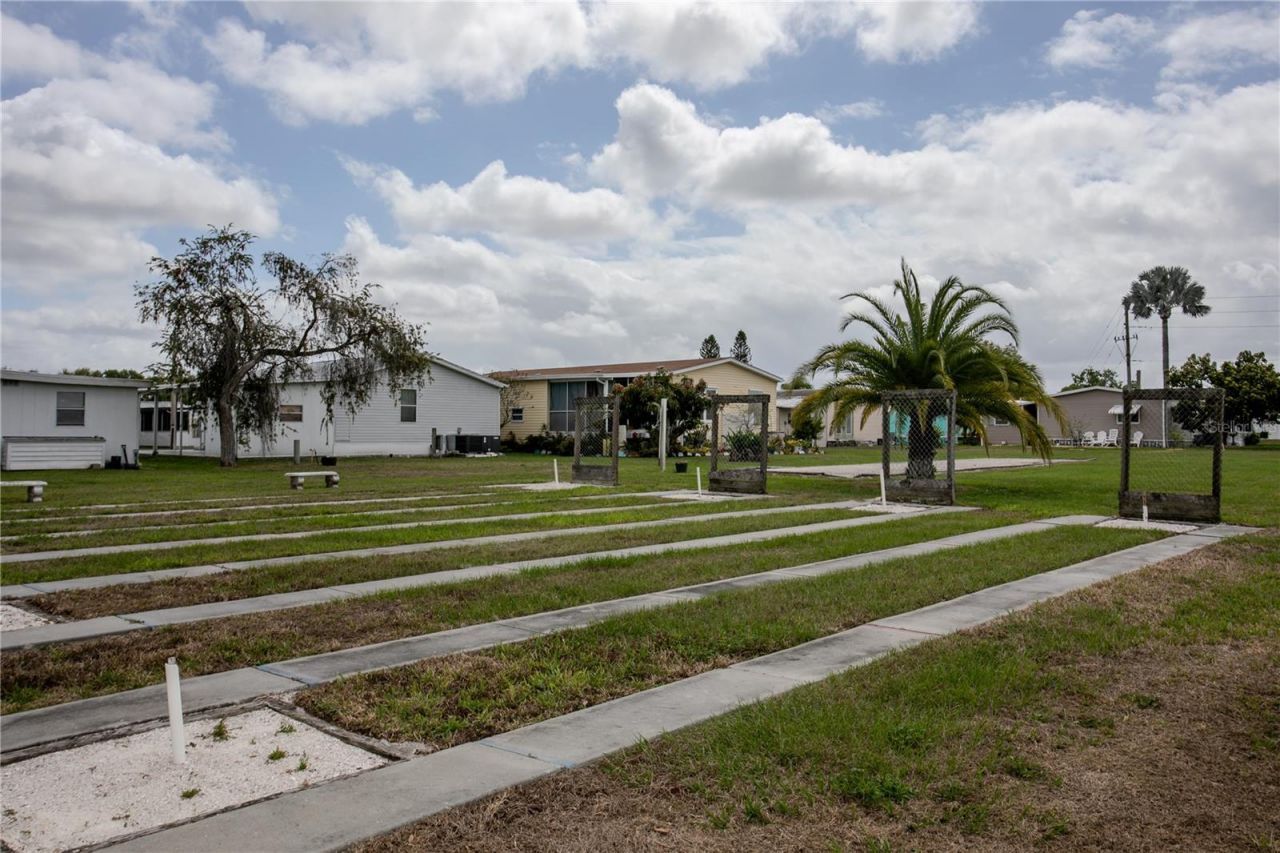 5316 53rd Avenue E, Unit E10, Bradenton, FL 34203 Photo