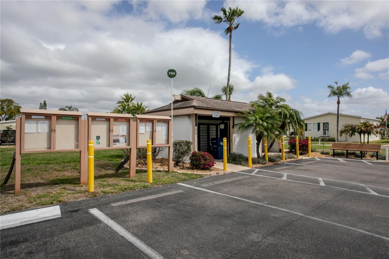 5316 53rd Avenue E, Unit E10, Bradenton, FL 34203 Photo