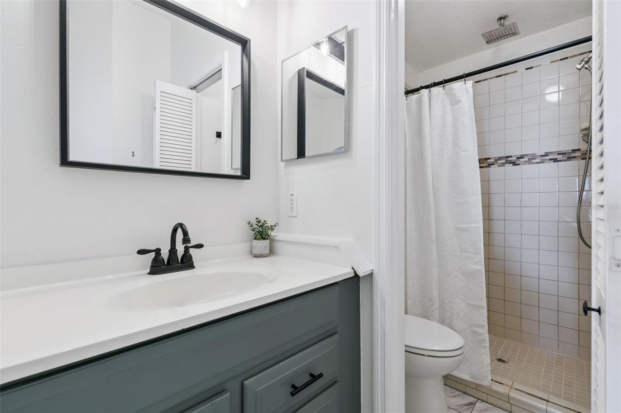 4210 Iveyglen Avenue , Orlando, FL 32826 Photo