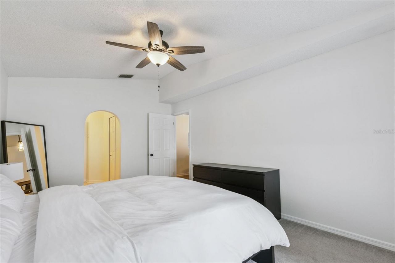 4210 Iveyglen Avenue , Orlando, FL 32826 Photo