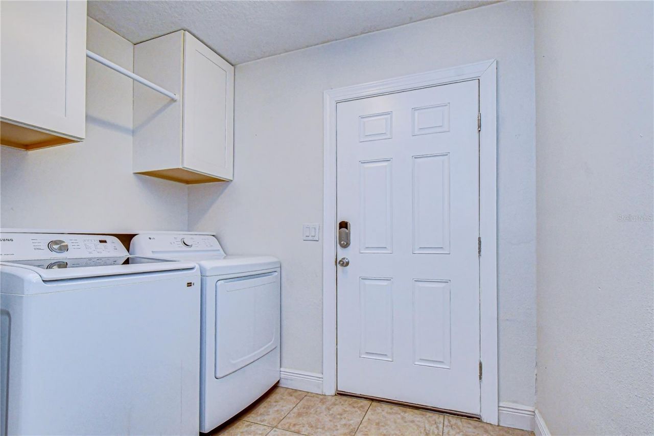 4712 W Tambay Avenue, Tampa, FL 33611 Photo