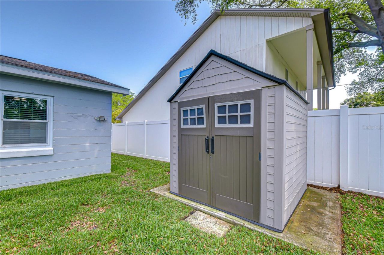 4712 W Tambay Avenue, Tampa, FL 33611 Photo