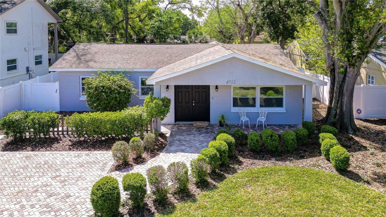 4712 W Tambay Avenue, Tampa, FL 33611 Photo