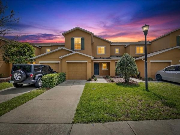 10919 KENSINGTON PARK AVENUE , RIVERVIEW, FL 33578
