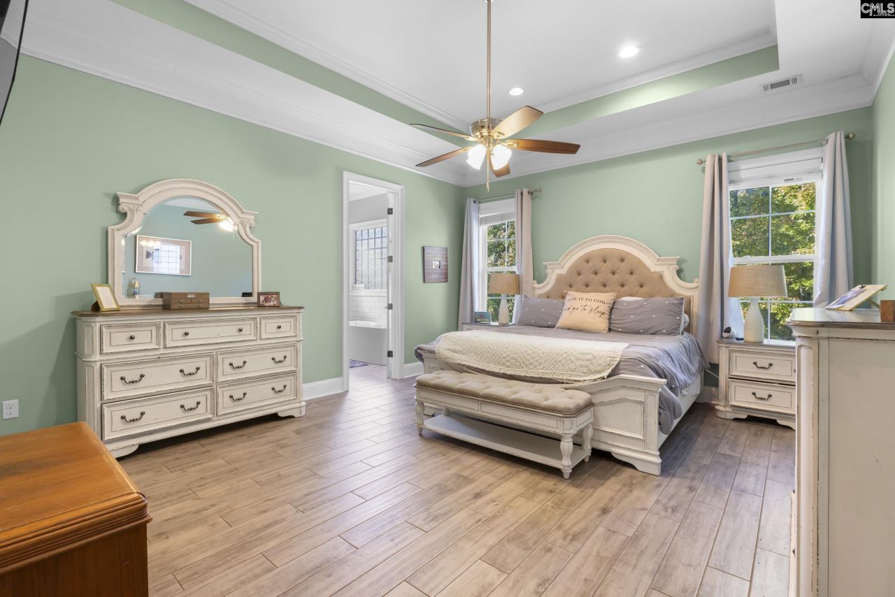 102 Longford Court  Photo 15