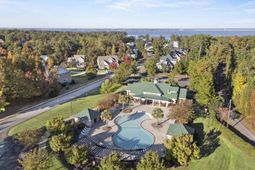 102 Longford Court photo 4