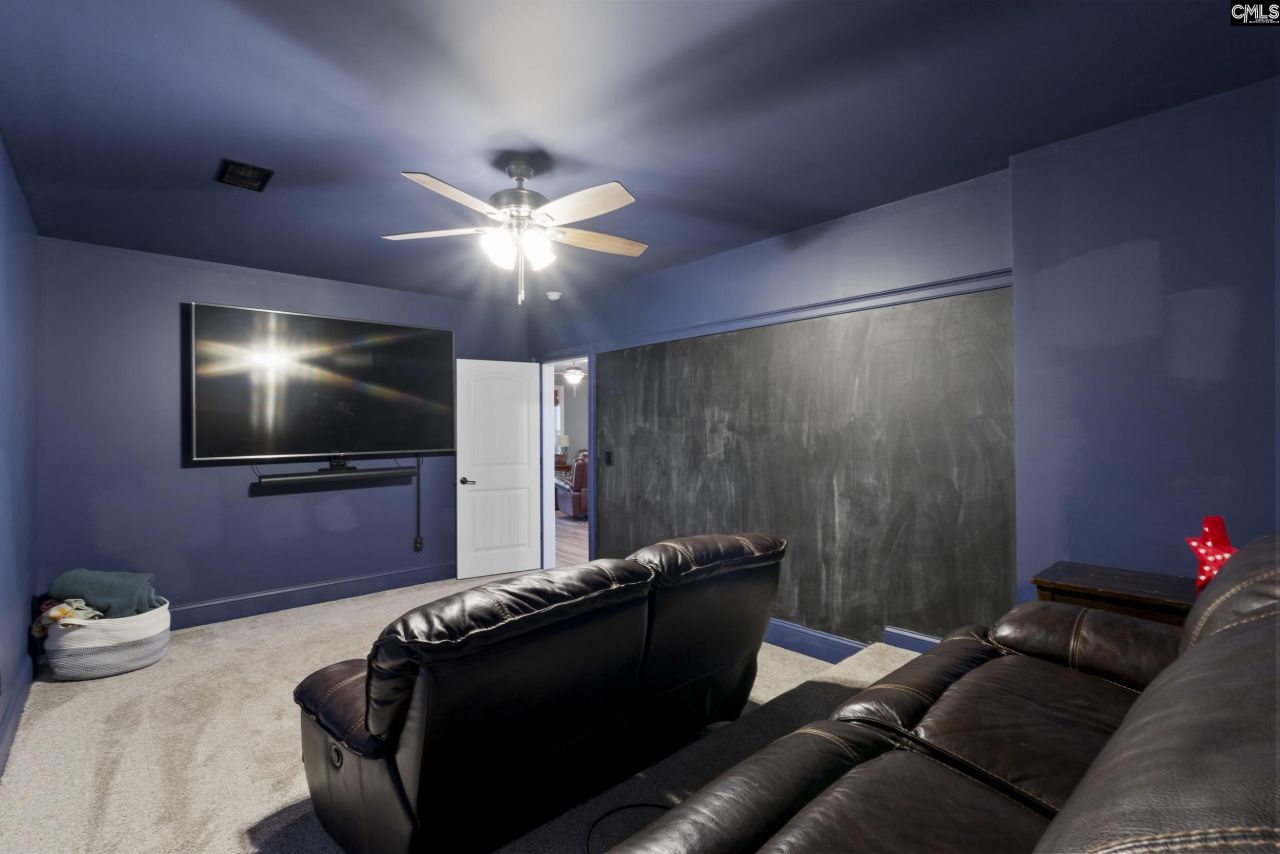 102 Longford Court  Photo 46