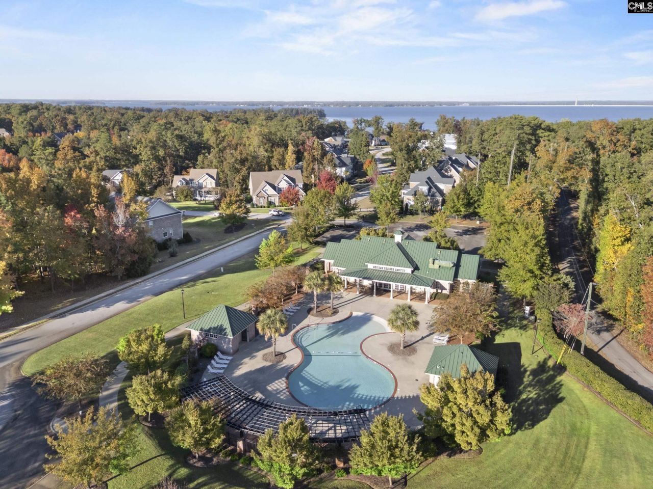 102 Longford Court  Photo 56