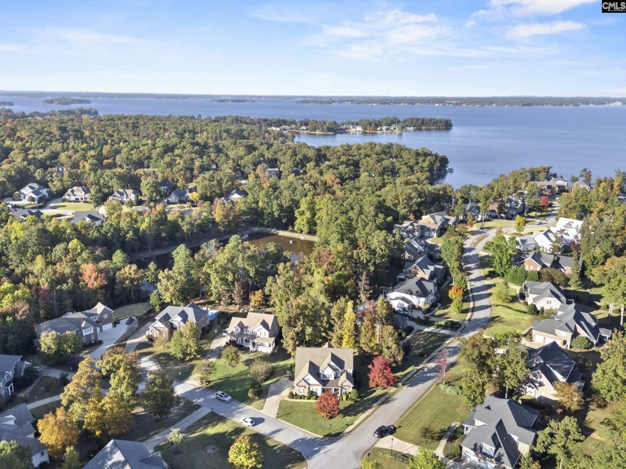 102 Longford Court  Photo 57