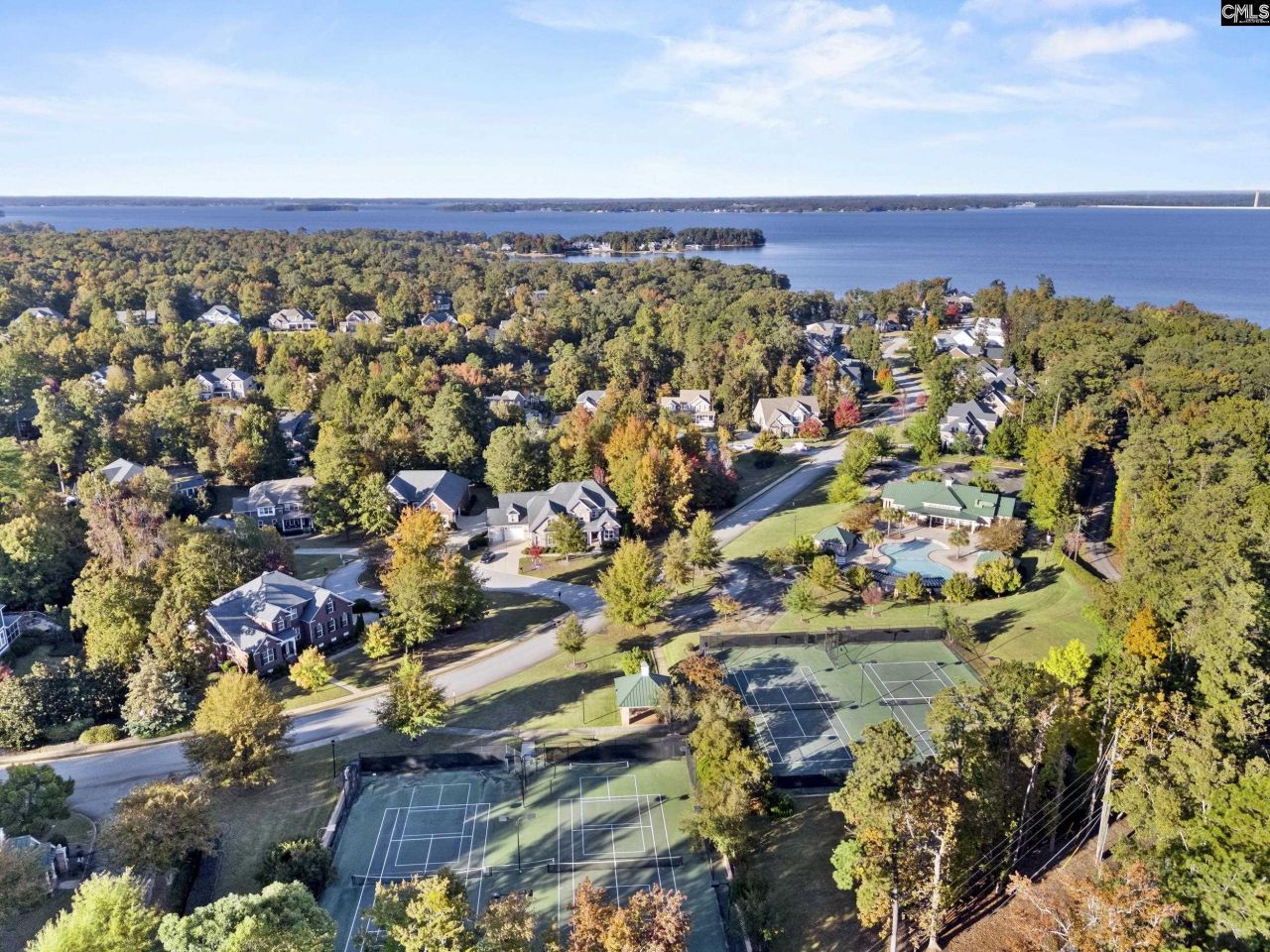 102 Longford Court  Photo 58