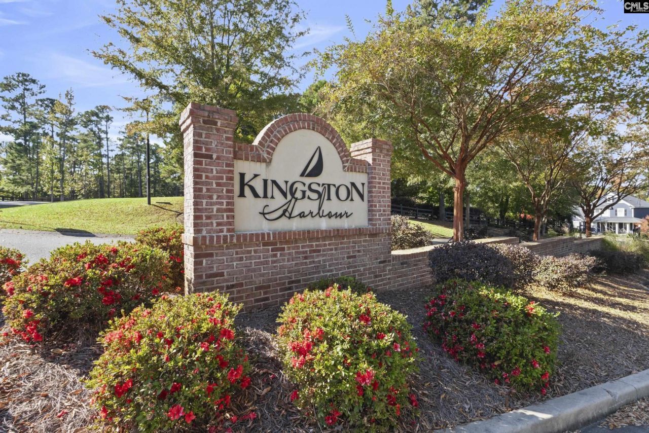 102 Longford Court  Photo 61