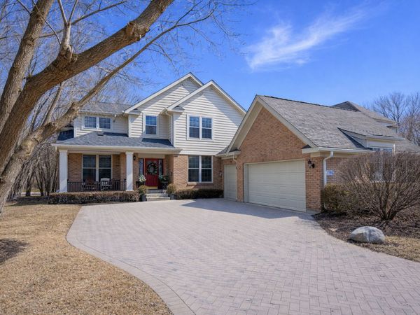 1301 Wendy Drive, Northbrook, IL 60062