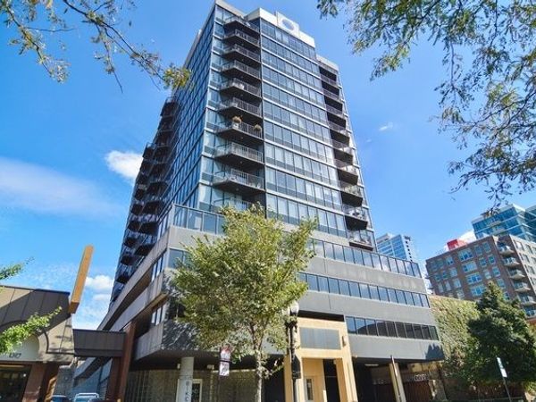 1309 N Wells Street , Unit 601, Chicago, IL 60610