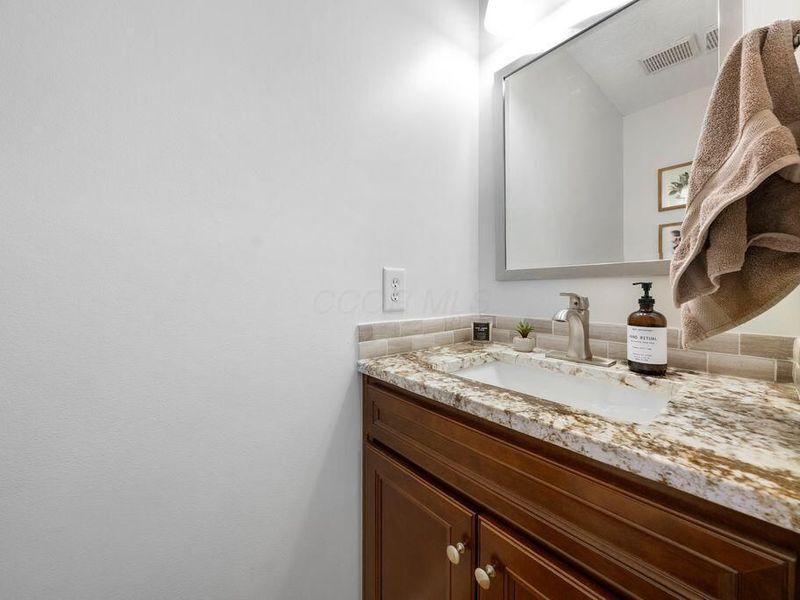 4311 Grathrine Court, Lewis Center, OH 43035 Photo 26