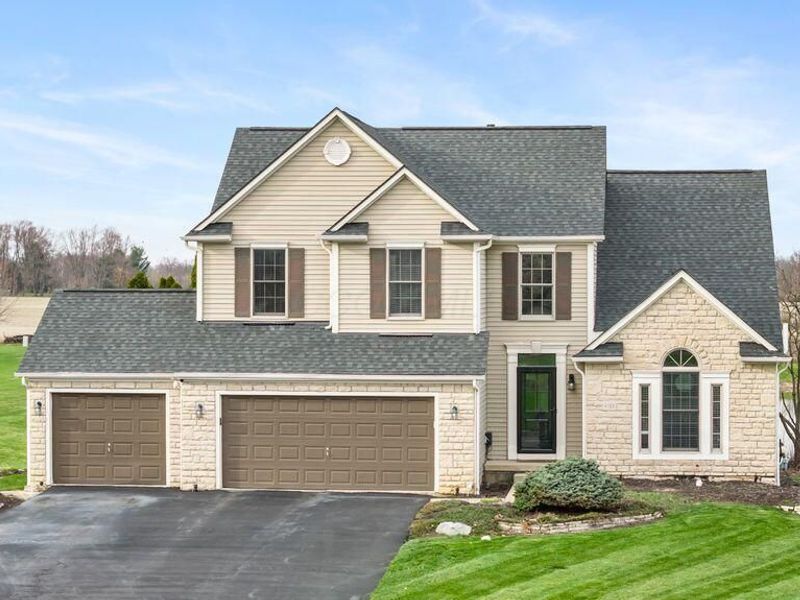 4311 Grathrine Court, Lewis Center, OH 43035 Photo 3