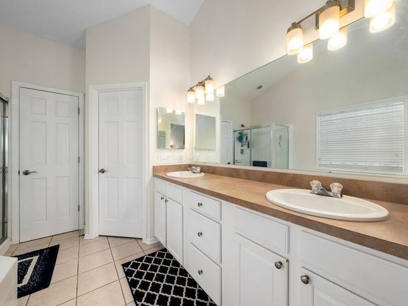 4311 Grathrine Court, Lewis Center, OH 43035 Photo 34