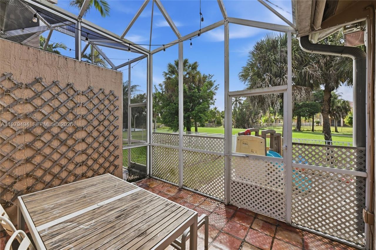 1166 SW 158th Way, Unit 4-6, Pembroke Pines, FL 33027 Photo