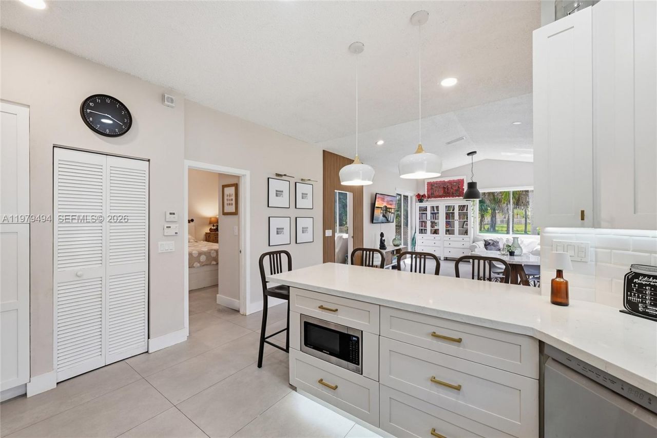 1166 SW 158th Way, Unit 4-6, Pembroke Pines, FL 33027 Photo