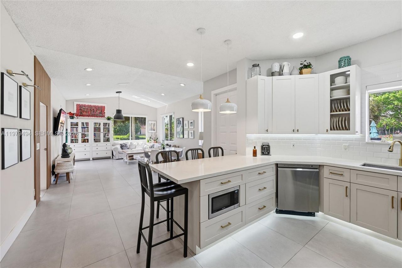 1166 SW 158th Way, Unit 4-6, Pembroke Pines, FL 33027 Photo