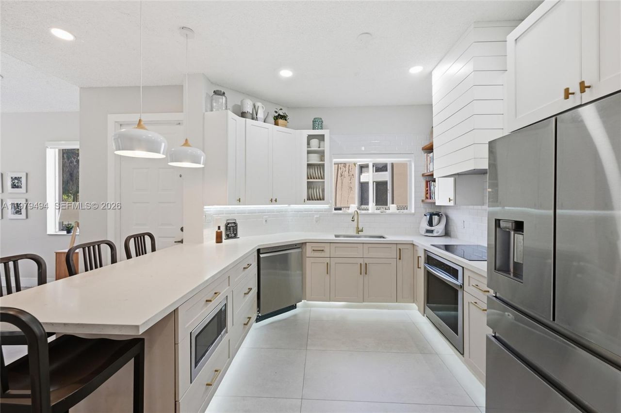 1166 SW 158th Way, Unit 4-6, Pembroke Pines, FL 33027 Photo