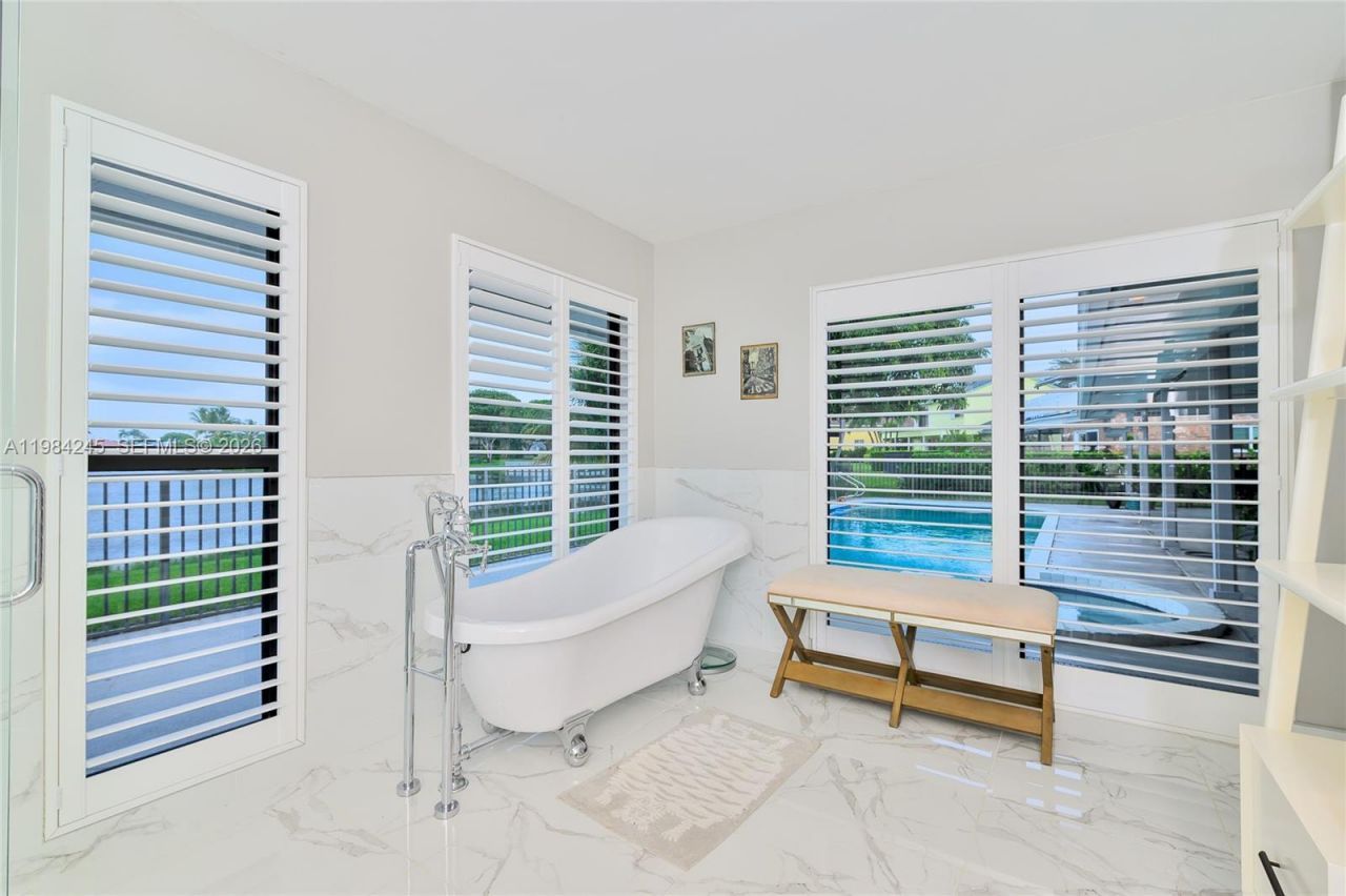17611 Lake Park Rd , Boca Raton, FL 33487 Photo