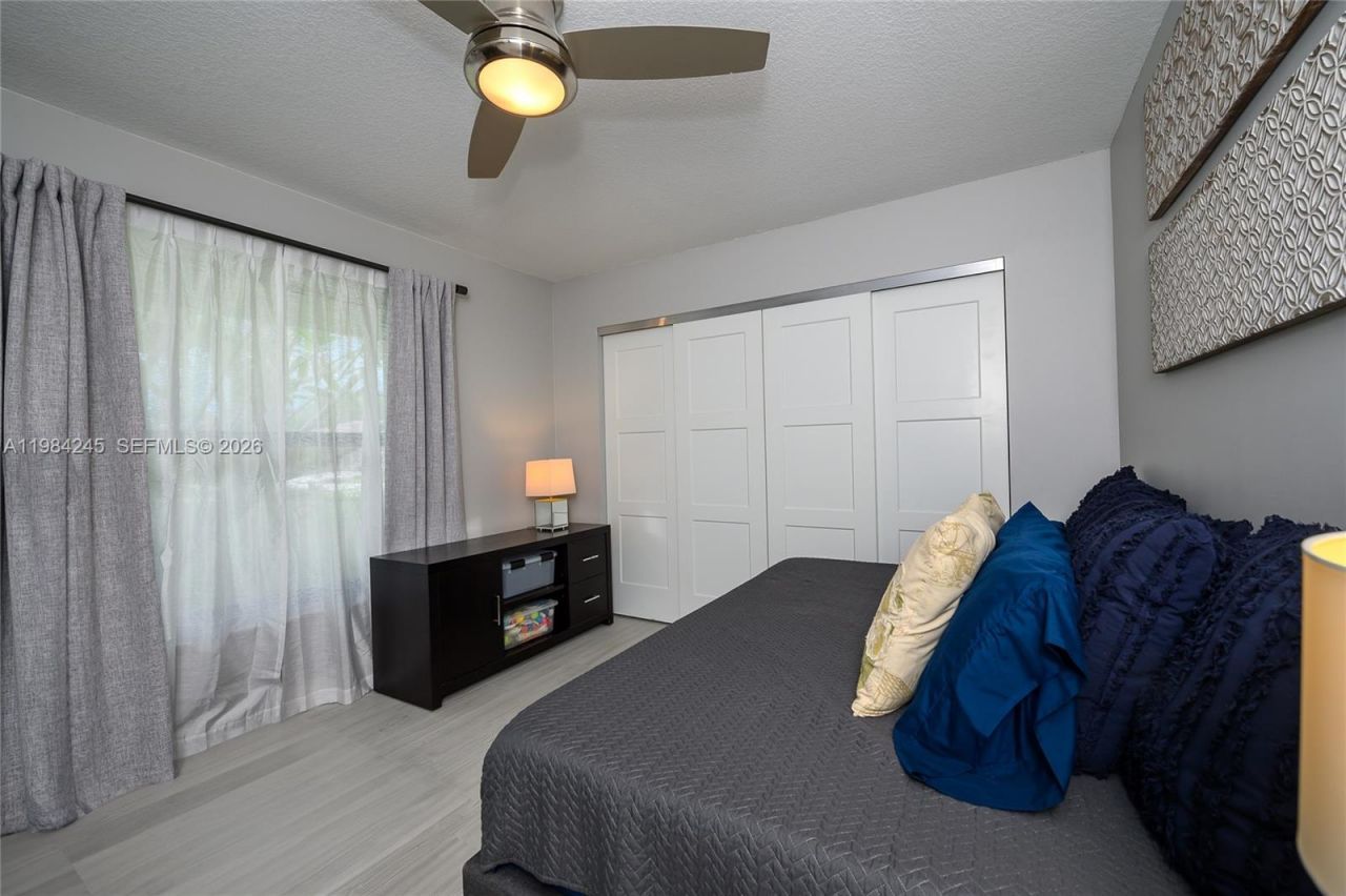 17611 Lake Park Rd , Boca Raton, FL 33487 Photo