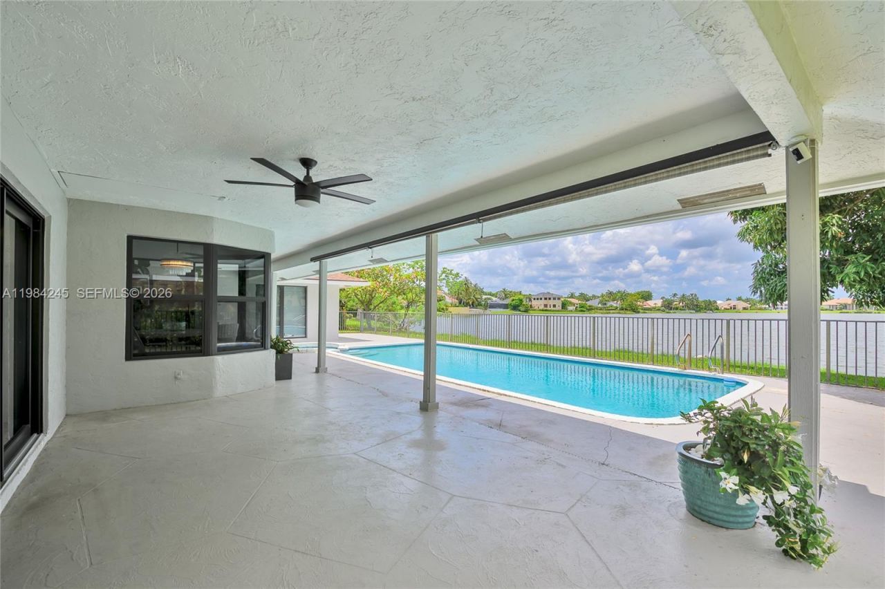 17611 Lake Park Rd , Boca Raton, FL 33487 Photo