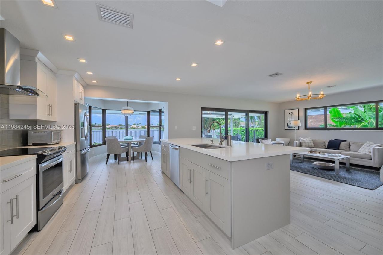 17611 Lake Park Rd , Boca Raton, FL 33487 Photo