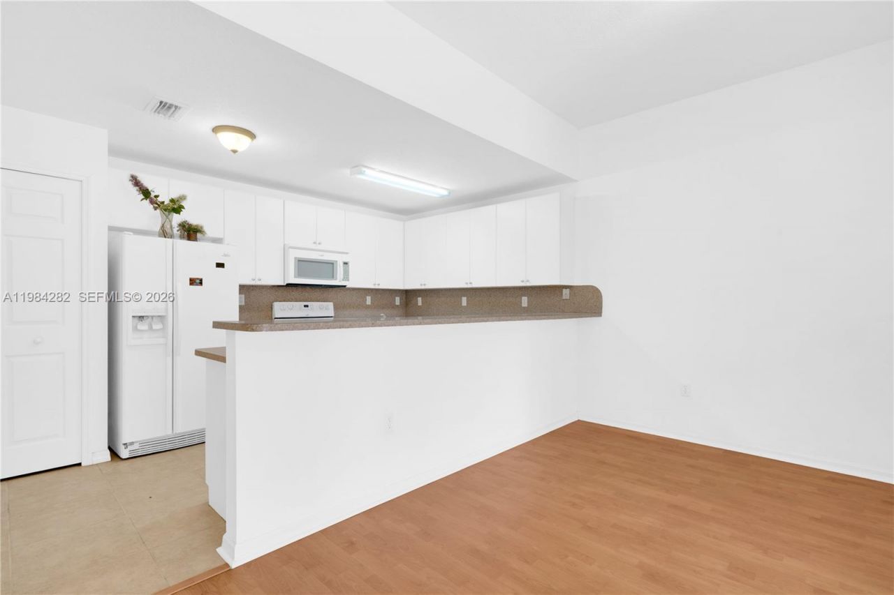 22911 SW 88th Pl, Unit 9-21, Cutler Bay, FL 33190 Photo