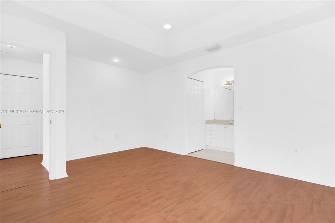 22911 SW 88th Pl, Unit 9-21, Cutler Bay, FL 33190 Photo