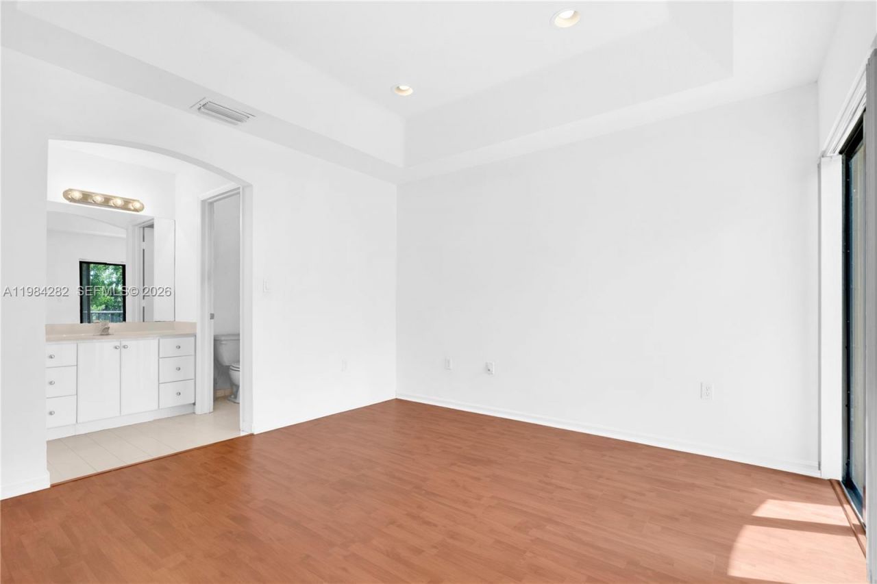 22911 SW 88th Pl, Unit 9-21, Cutler Bay, FL 33190 Photo