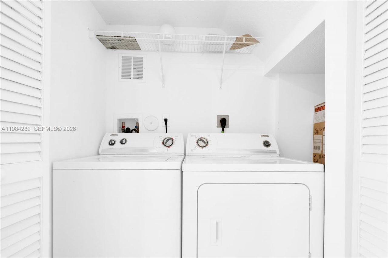 22911 SW 88th Pl, Unit 9-21, Cutler Bay, FL 33190 Photo