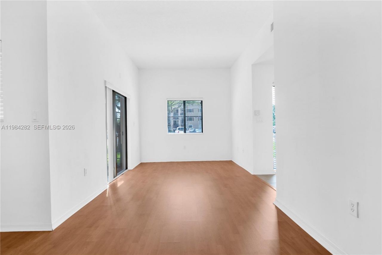 22911 SW 88th Pl, Unit 9-21, Cutler Bay, FL 33190 Photo