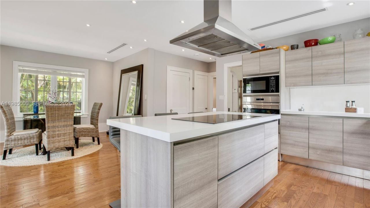 1147 Sorolla Ave , Coral Gables, FL 33134 Photo