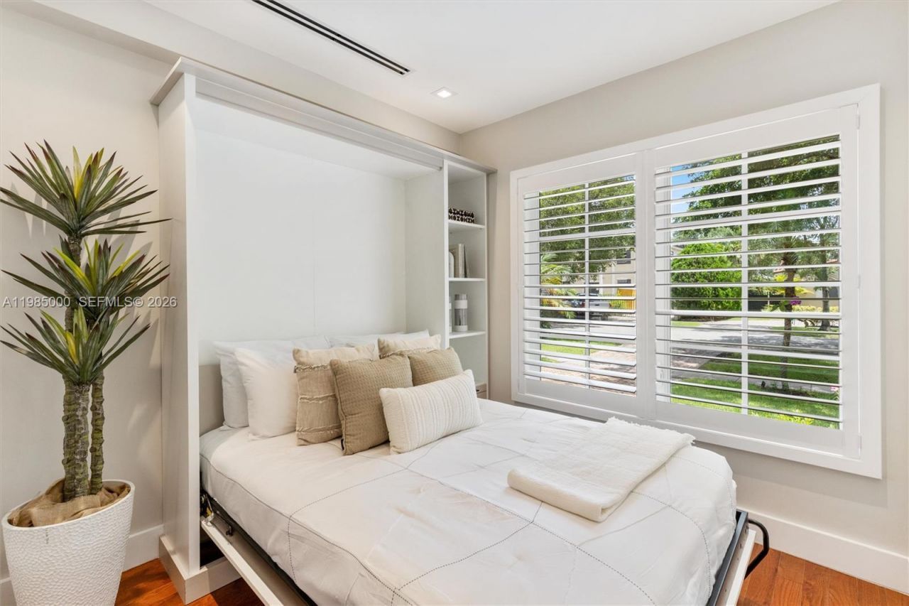 1147 Sorolla Ave, Coral Gables, FL 33134 Photo