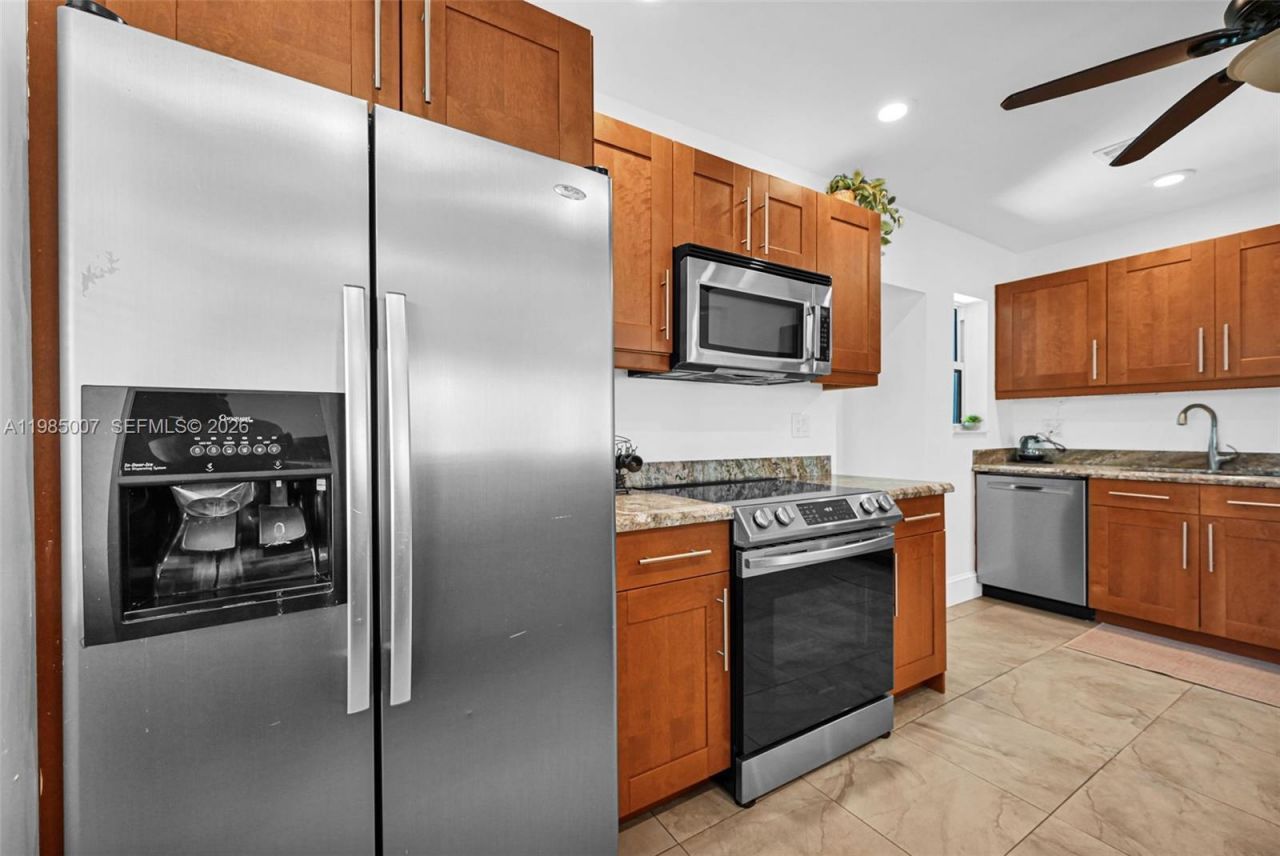 1328 N Andrews Ave, Fort Lauderdale, FL 33311 Photo