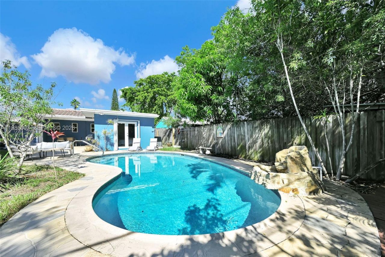 1328 N Andrews Ave, Fort Lauderdale, FL 33311 Photo
