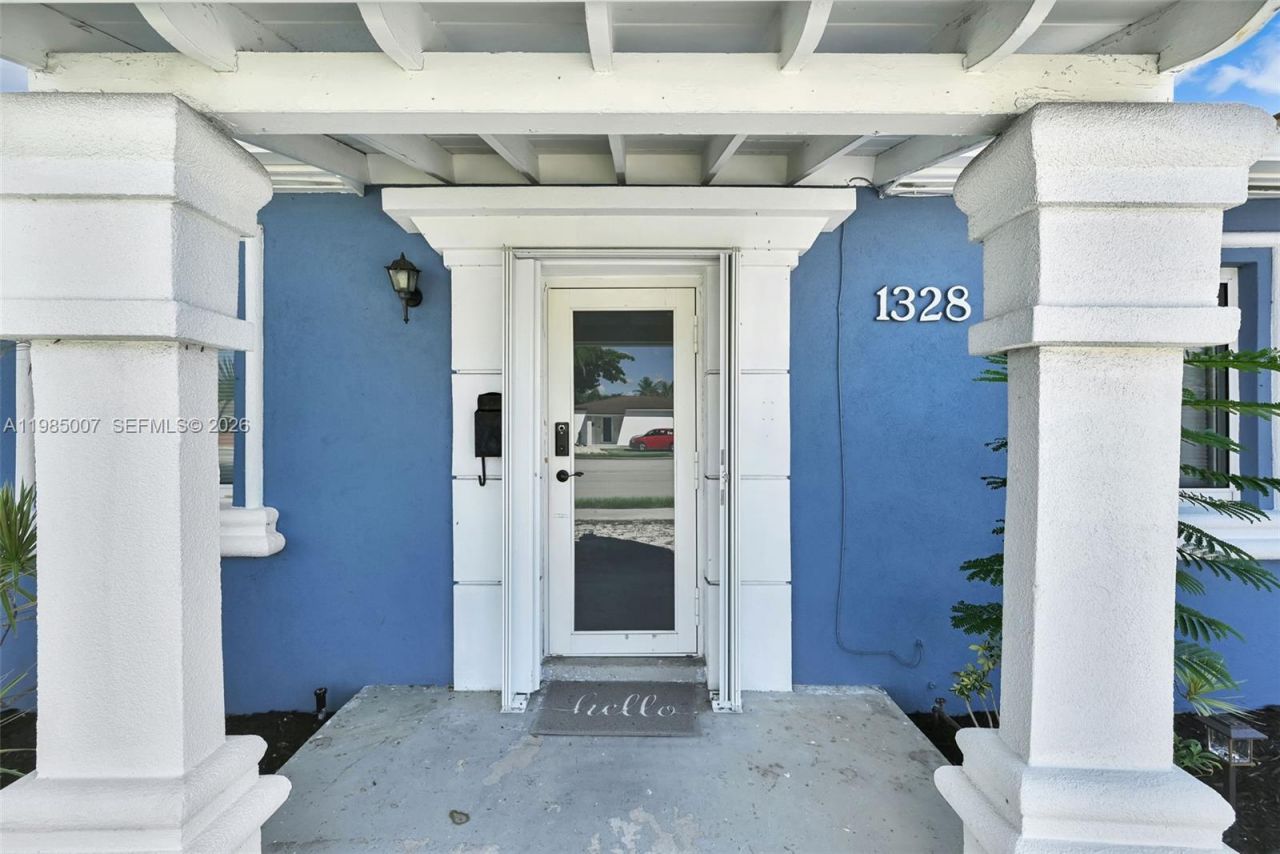 1328 N Andrews Ave, Fort Lauderdale, FL 33311 Photo
