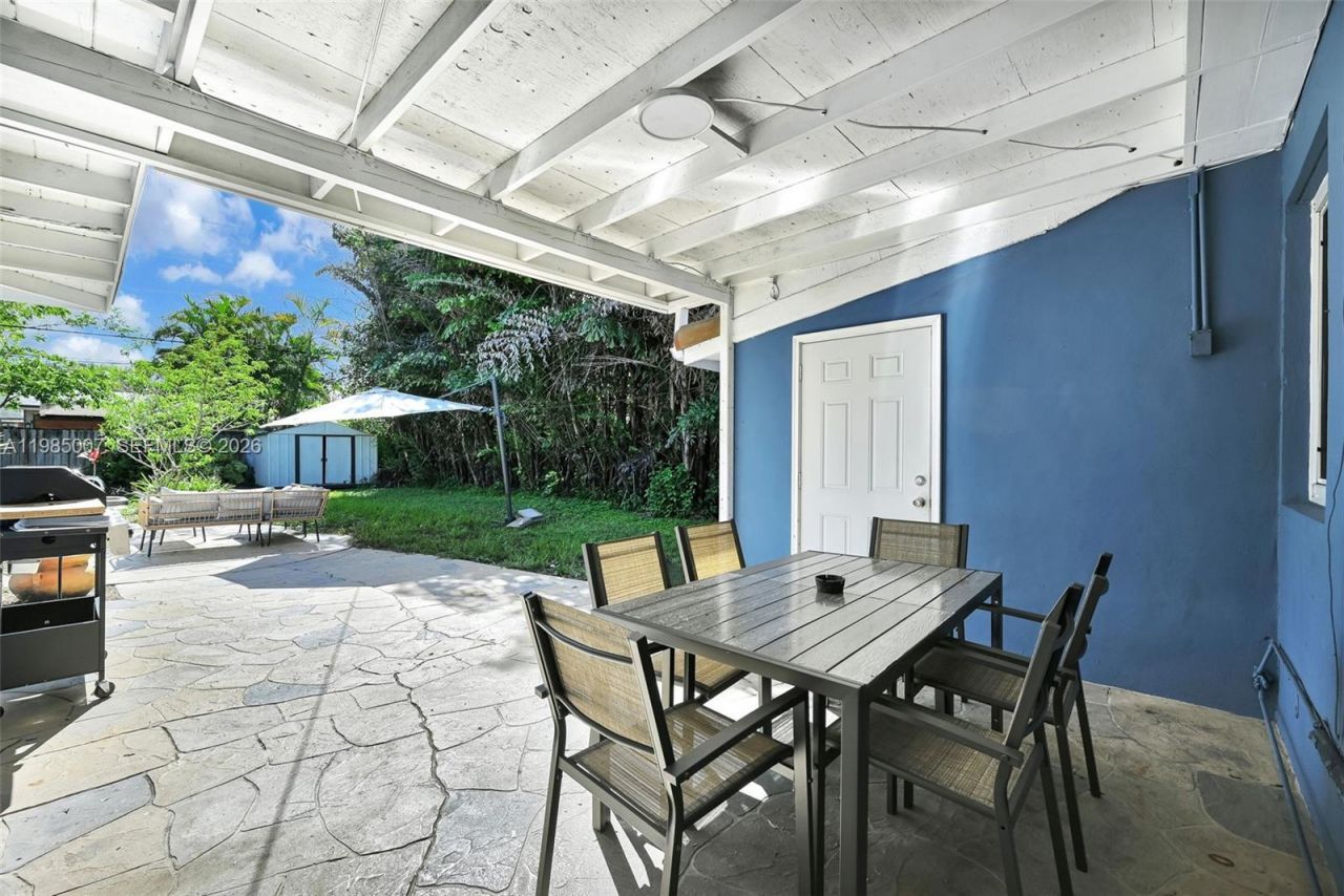 1328 N Andrews Ave, Fort Lauderdale, FL 33311 Photo