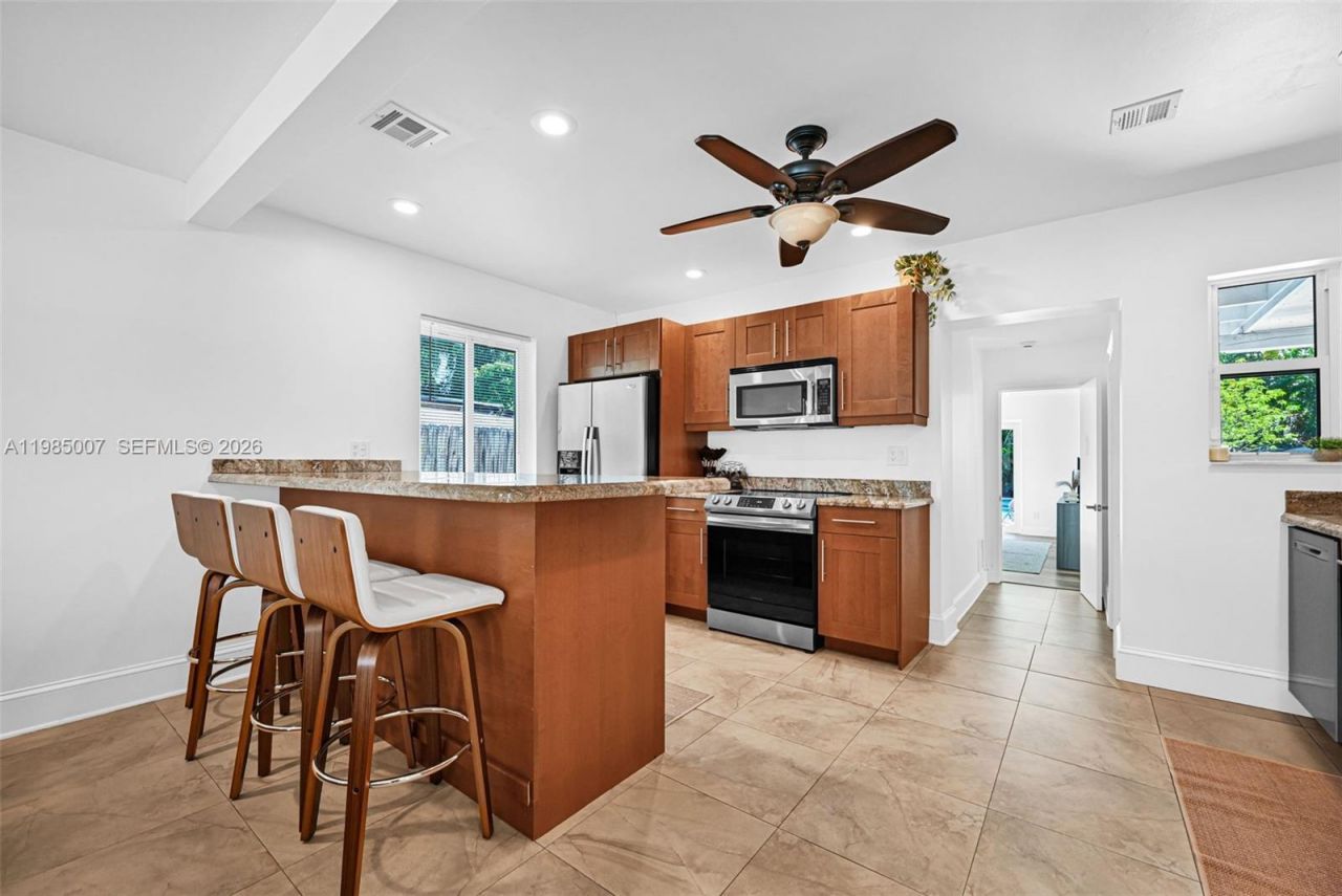 1328 N Andrews Ave, Fort Lauderdale, FL 33311 Photo